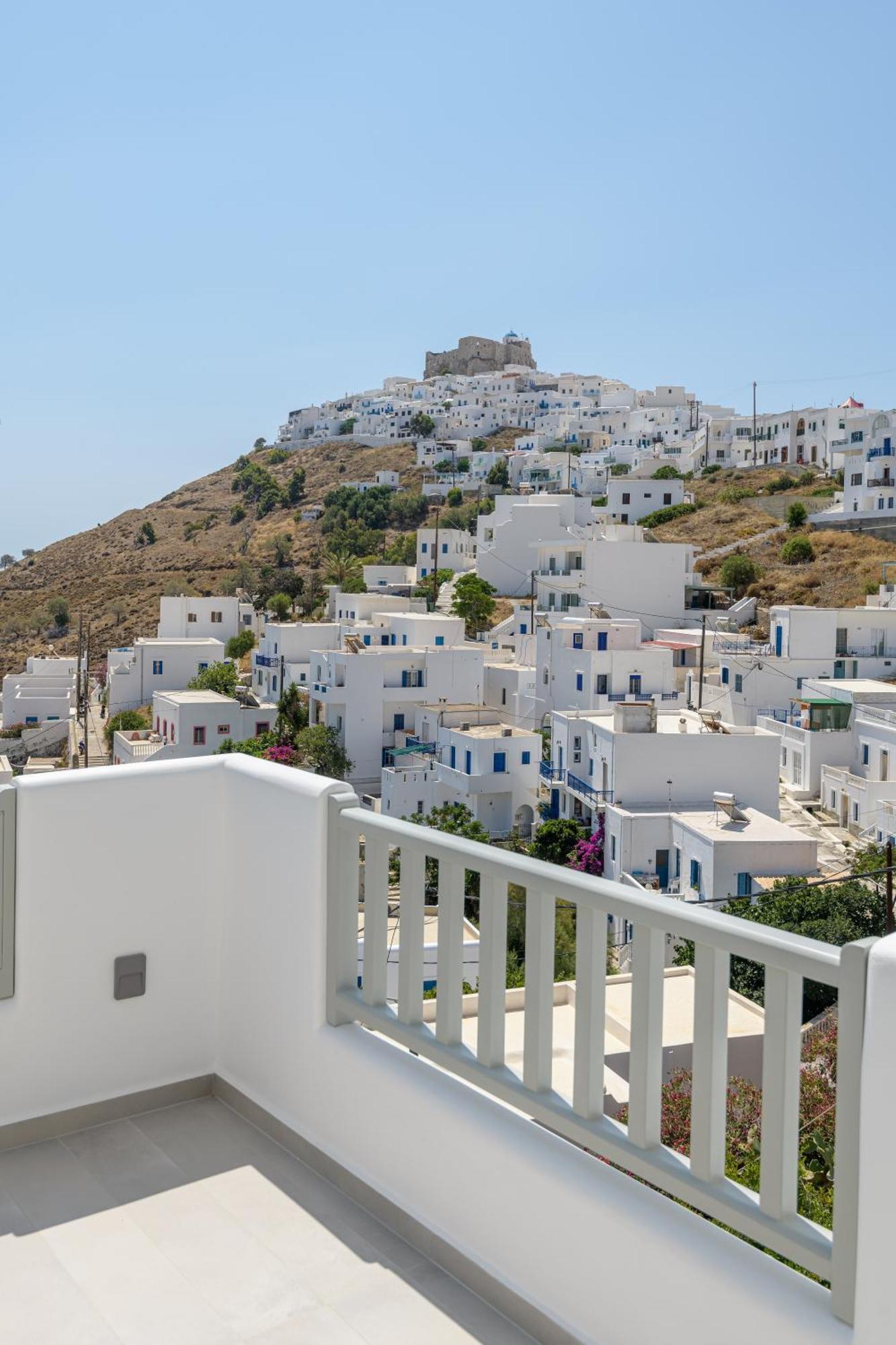 Vivere Luxury Suites Pera Gyalos Dış mekan fotoğraf