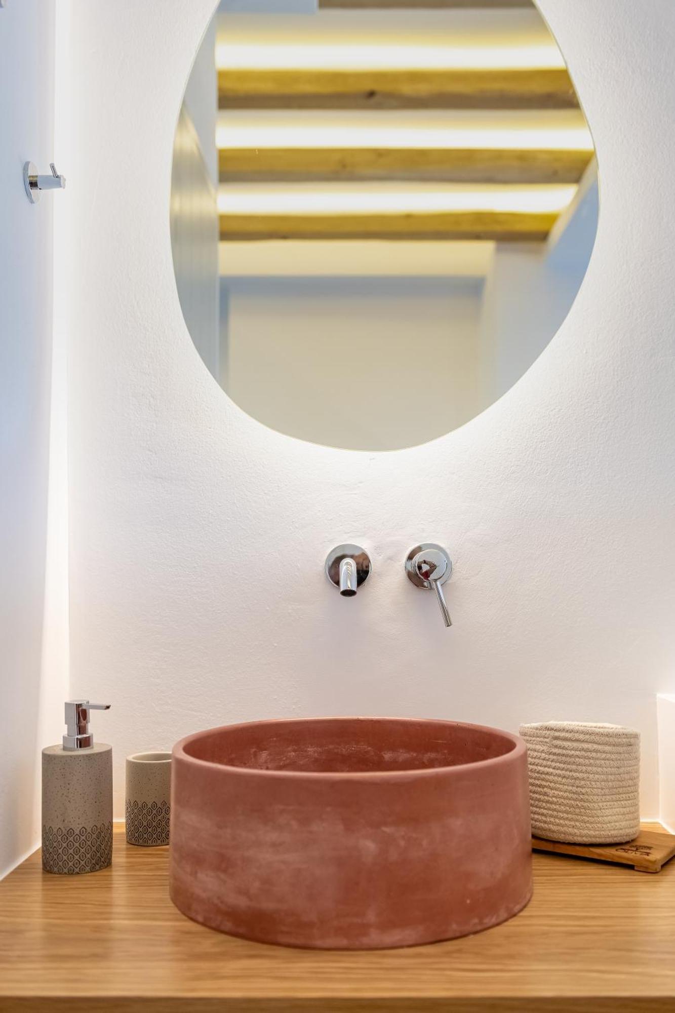 Vivere Luxury Suites Pera Gyalos Dış mekan fotoğraf