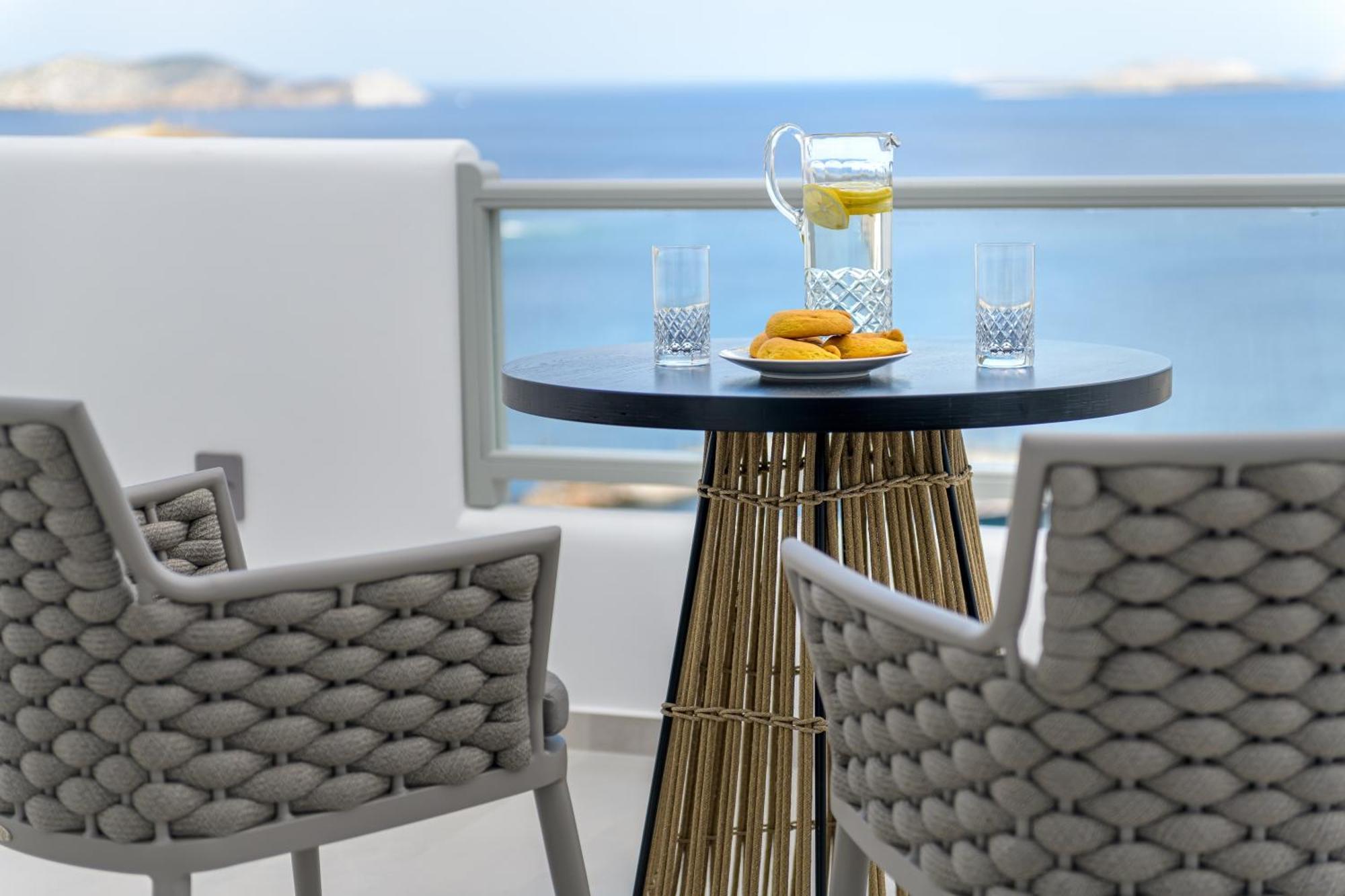 Vivere Luxury Suites Pera Gyalos Dış mekan fotoğraf